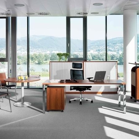 Managerbüro einrichten lassen vom Experten